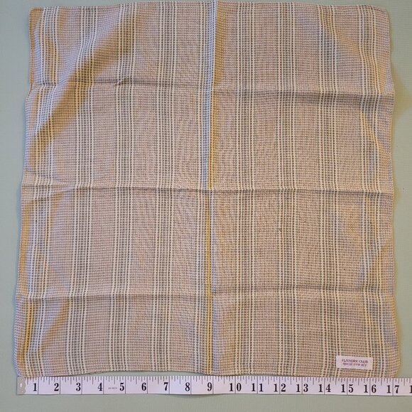 3 Vintage Designer Handkerchiefs Robert J Smillie ,FLANDRE CLUB, Papado - Picture 1 of 7